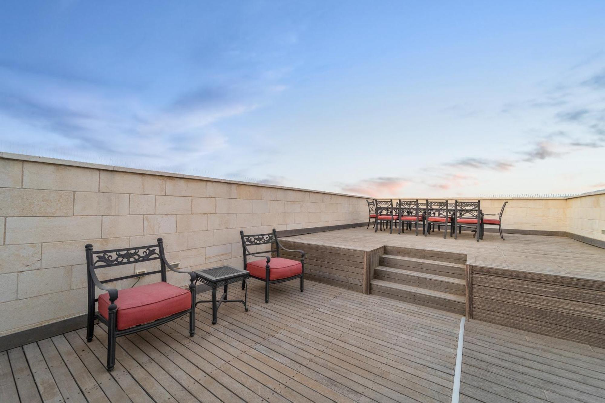 Isrentals Haneviim - Aparthotel In City Center Иерусалим Экстерьер фото
